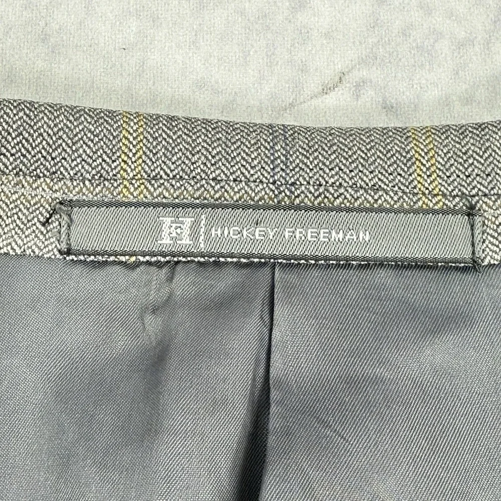 VTG‎ HICKEY FREEMAN Mens Sport Coat Blazer Jacket Size 44L Morgan Check Wool USA